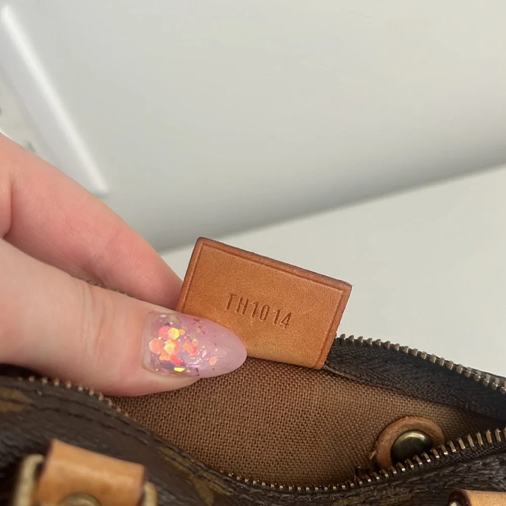 Louis Vuitton Mini HL - Picture 12 of 12